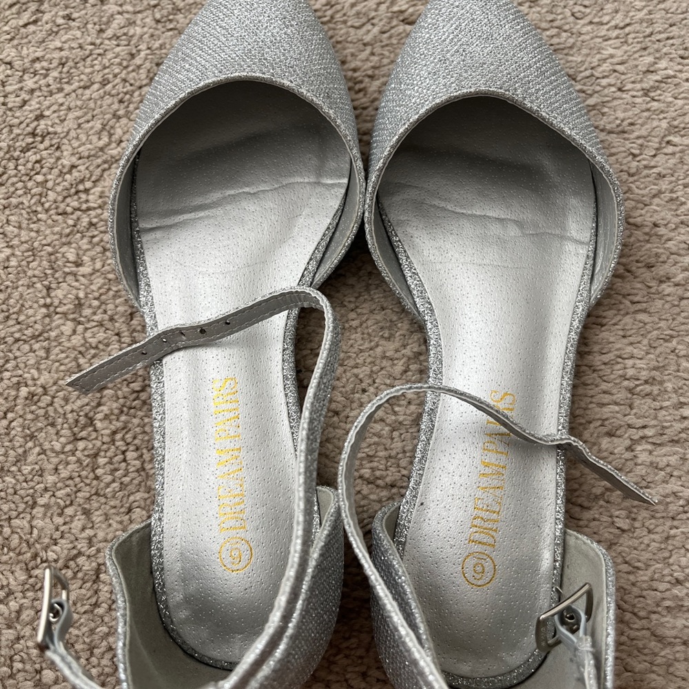 Silver Flats - Picture 2 of 2